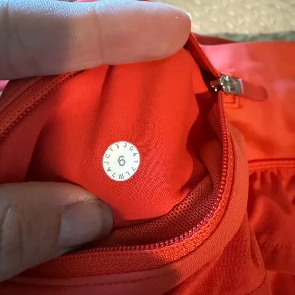 Lululemon speed up Shorts - Red Orange (6tall) - Picture 3 of 8